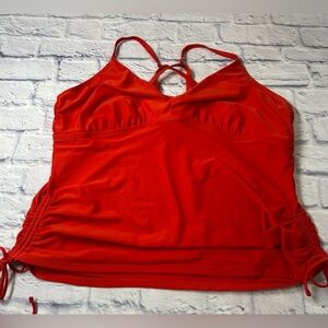 Time and Tru Women's Orange Swim Top. Tankini. Size 2X